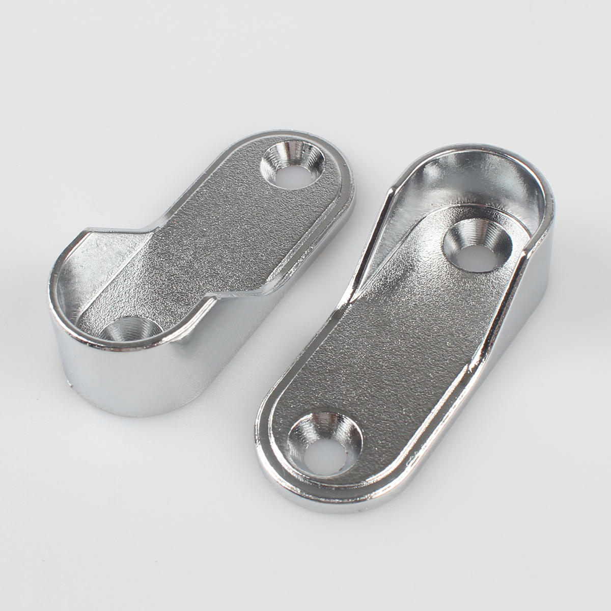 Wardrobe support tube holder (2).JPG